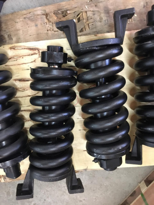 Натяжитель гусеницы Doosan DX160/180LC K1024943