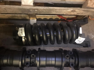 Натяжитель гусеницы Doosan DX140LC K1018532A