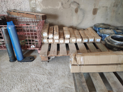 Палец г/цилиндра рукояти - к рукояти Doosan DX180LC K1039412, 2123-2443