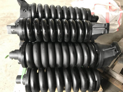 Натяжитель гусеницы Doosan DX225LC K1038864