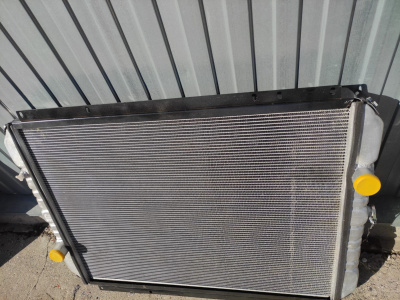 Радиатор водяной Komatsu PC300-7 207-03-71110