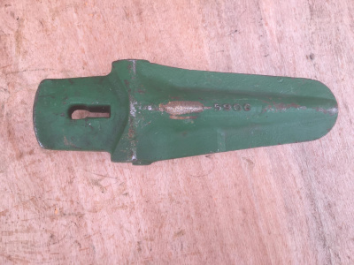 Адаптер ковша косая кромка Hitachi ZX180LC 4414271, 3808-35, 4352748, 4187940