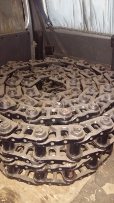 Цепь гусеничная 47L Hitachi ZX230 9202847, 9143466