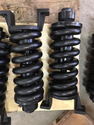 Натяжитель гусеницы Hyundai R250LC-7 81N7-14010, 81N7-14011