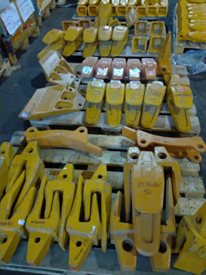 Адаптер ковша Komatsu PC300 207-939-3120