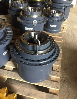 Редуктор хода Komatsu PC300-7 206-27-00300, 206-27-00301, 206-27-00310, 206-27-00422