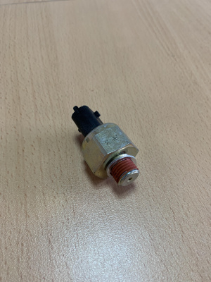 Датчик давления масла Volvo EC160/180BLC VOE21291011, 21291011, VOE20450687, 20450687, VOE22662214, 22662214