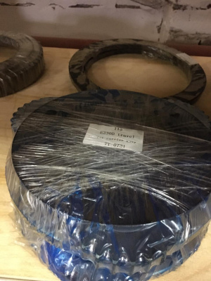 3-я планетарная передача (блок сателлитов) Hitachi ZX200-3 1025875