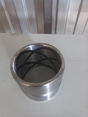 Втулка в основание г/цилиндра ковша Doosan DX140/160LC K1004106, 110-00245, 131004-00022A