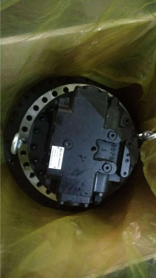 Редуктор хода в сборе с мотором Kobelco SK210-8 YN15V00011F1