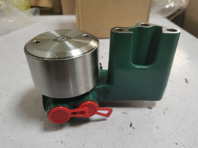 Насос топливоподкачивающий Volvo EC160/300DL 04297075, 04507514, 21620116, 04294706, 04290596, 21019945, 04290594, 20798525